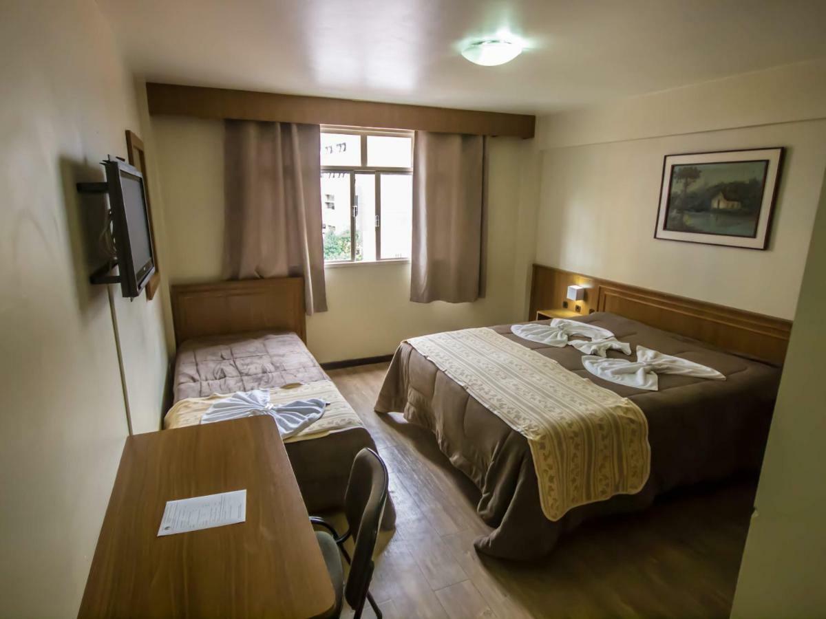 Estrela Do Sul Hotel กูรีตีบา ภายนอก รูปภาพ