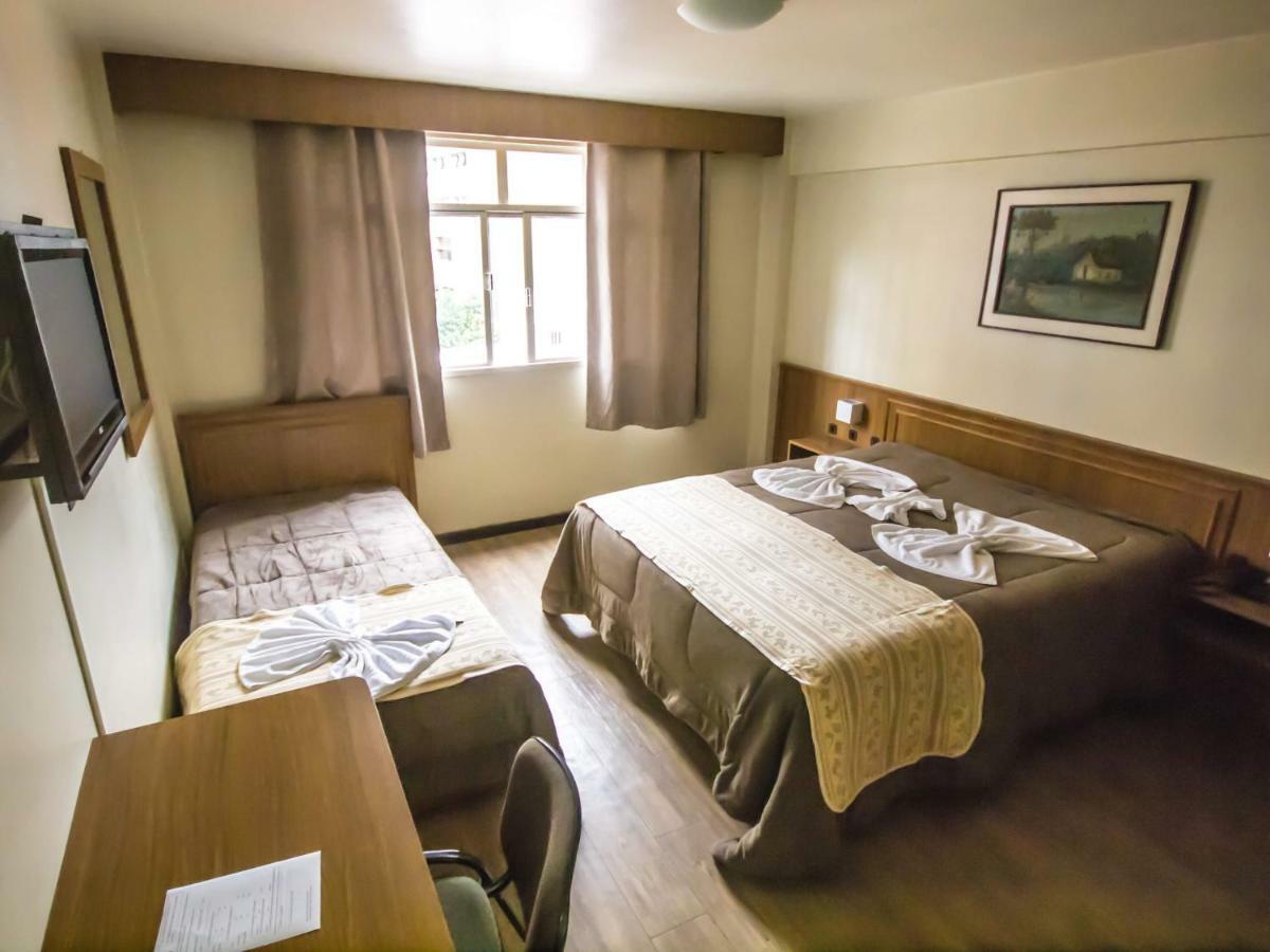 Estrela Do Sul Hotel กูรีตีบา ภายนอก รูปภาพ